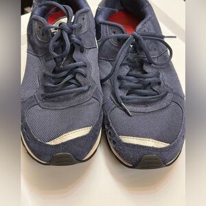 Men’s Puma Vista Peacoat Suede Dark Blue Sneakers Size 11